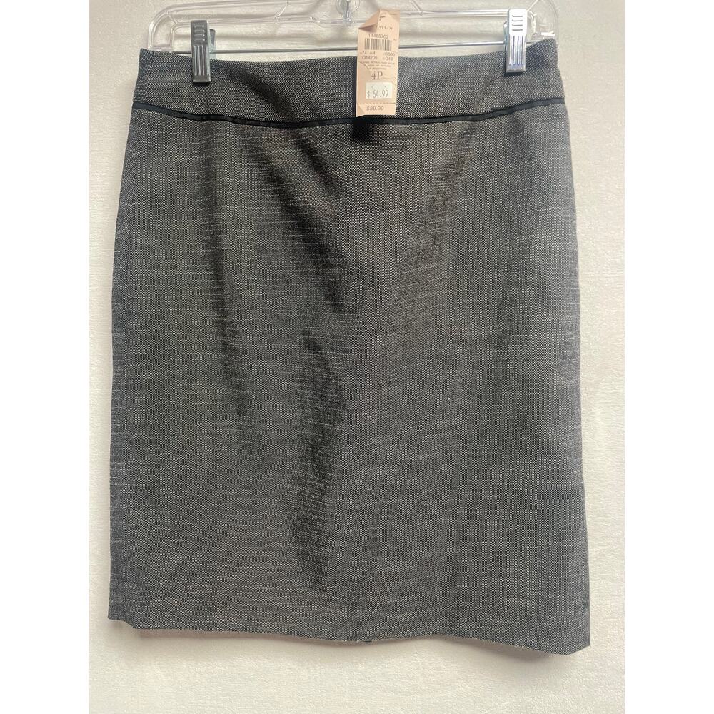 Ann Taylor Black zip spandex Aline skirt New with tag Womens 4 Petite